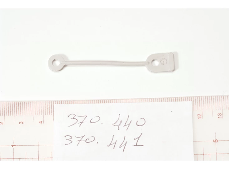 370.440_00.jpg